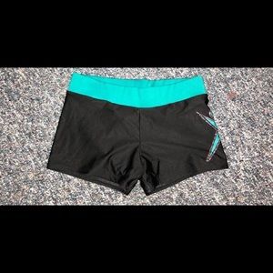 Looking for these shorts!!